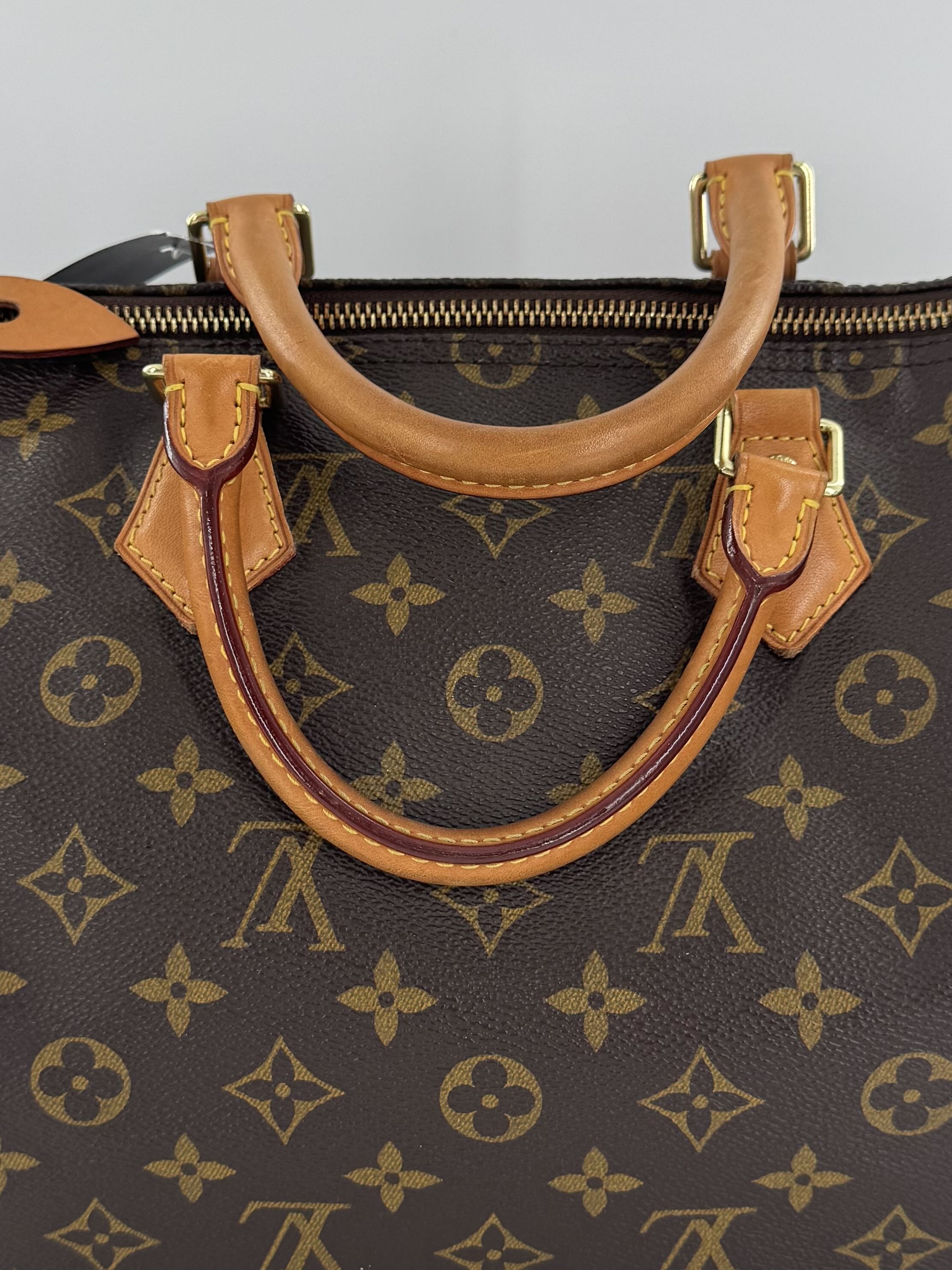 Louis Vuitton 35mm Speedy Handbag