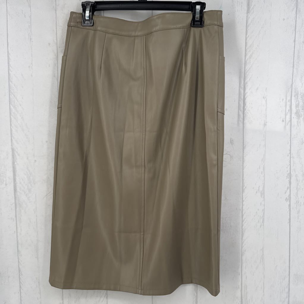8 vegan leather skirt