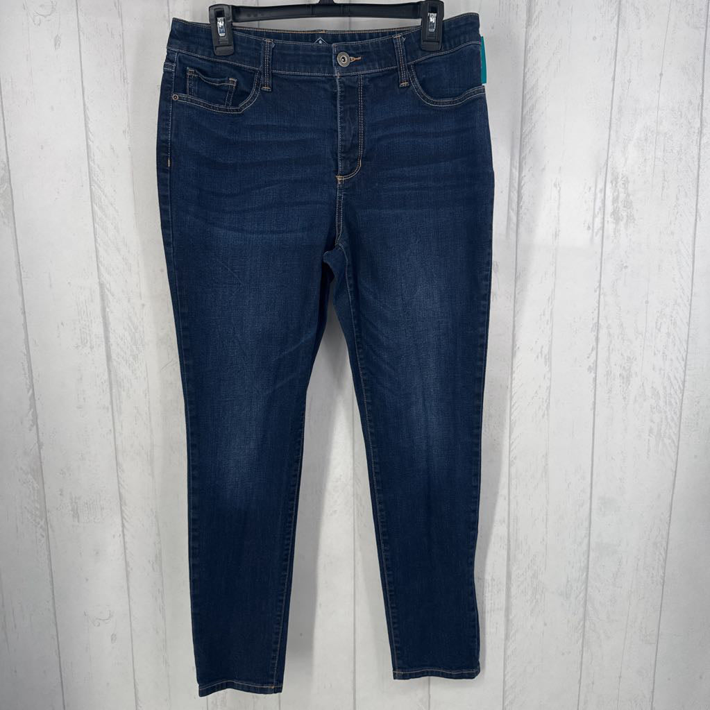12 skinny jeans