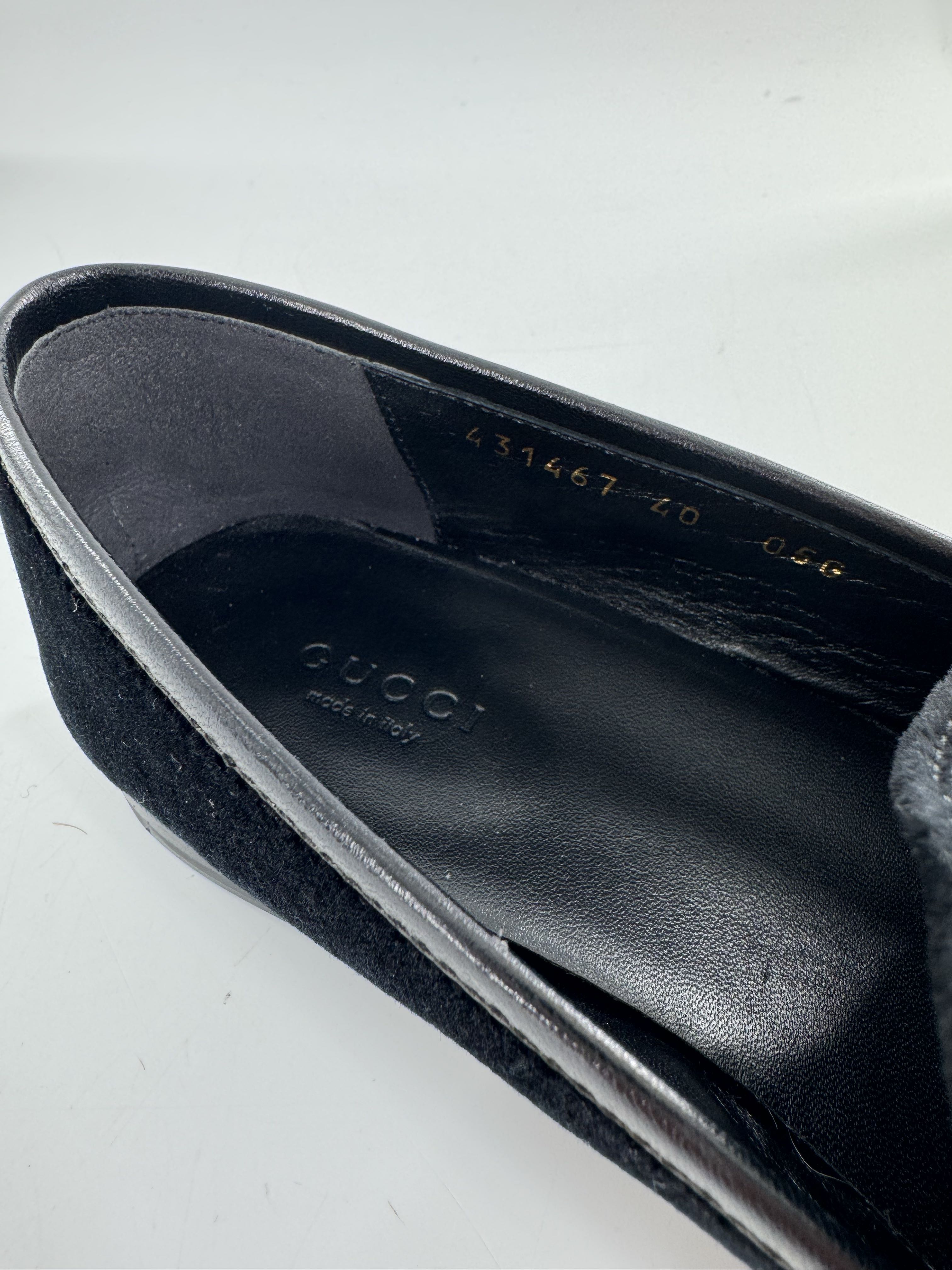 9/9.5 Jordaan velvet horsebit loafers