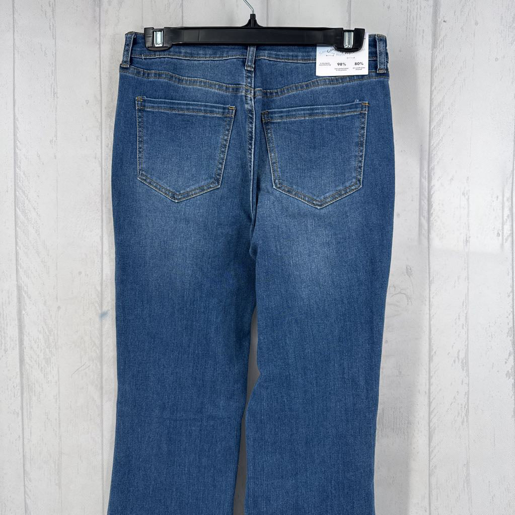 28 mid-rise flare leg jean