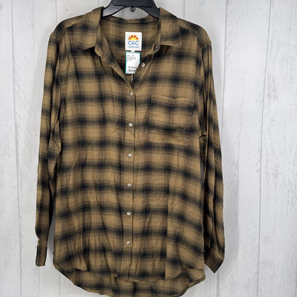 XL plaid button down l/s top