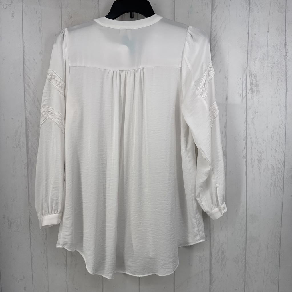 L embroidered button down l/s top
