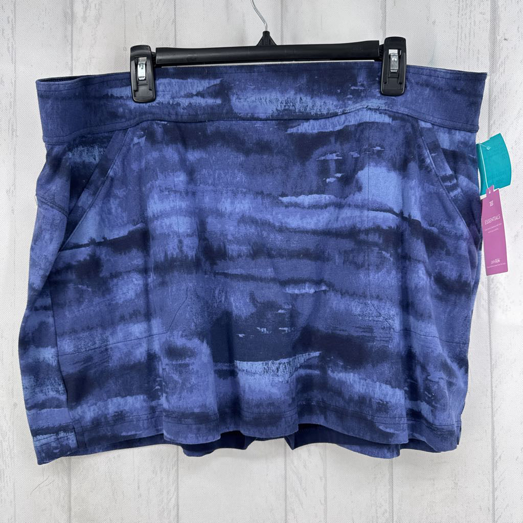 XXL mid-rise skort