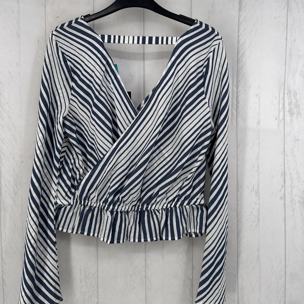 R50 S striped v-neck open back l/s top