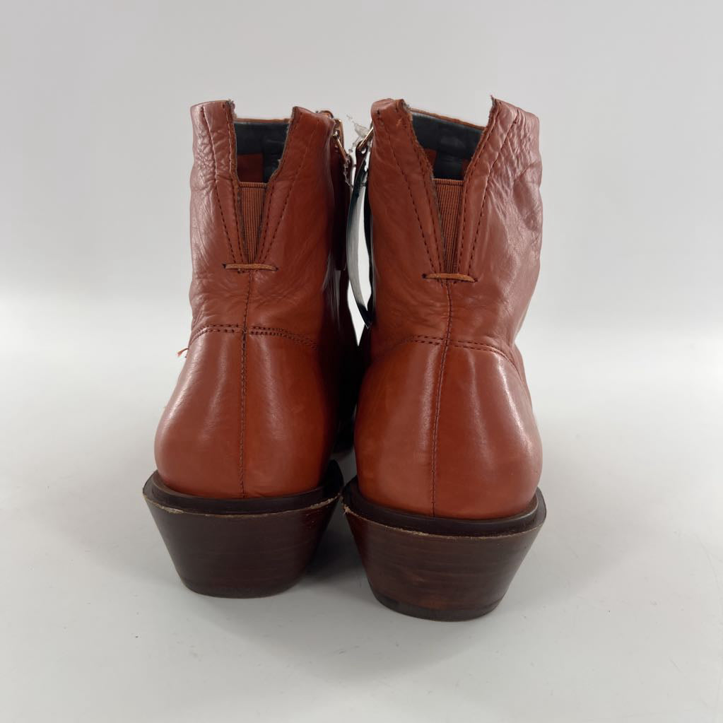 9 side zip leather ankle boots