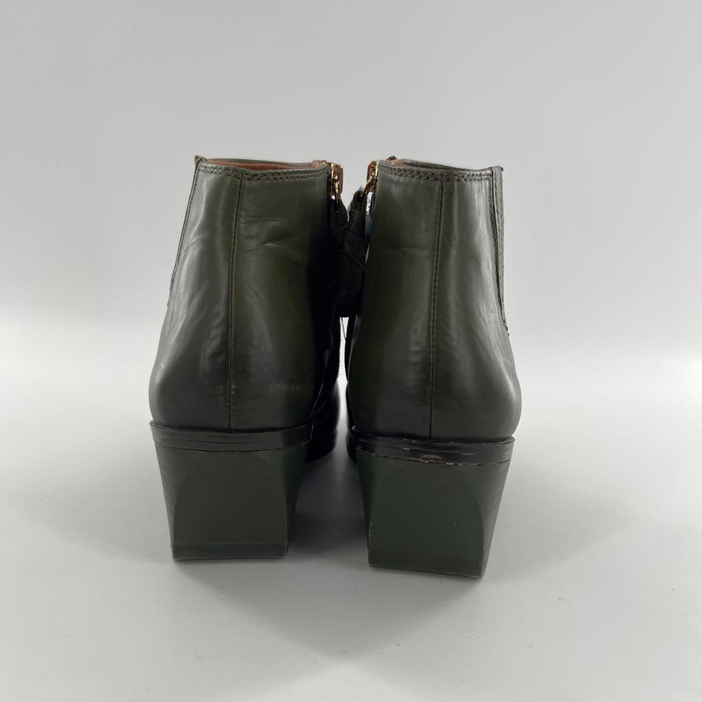 9 side zip block heel ankle boots