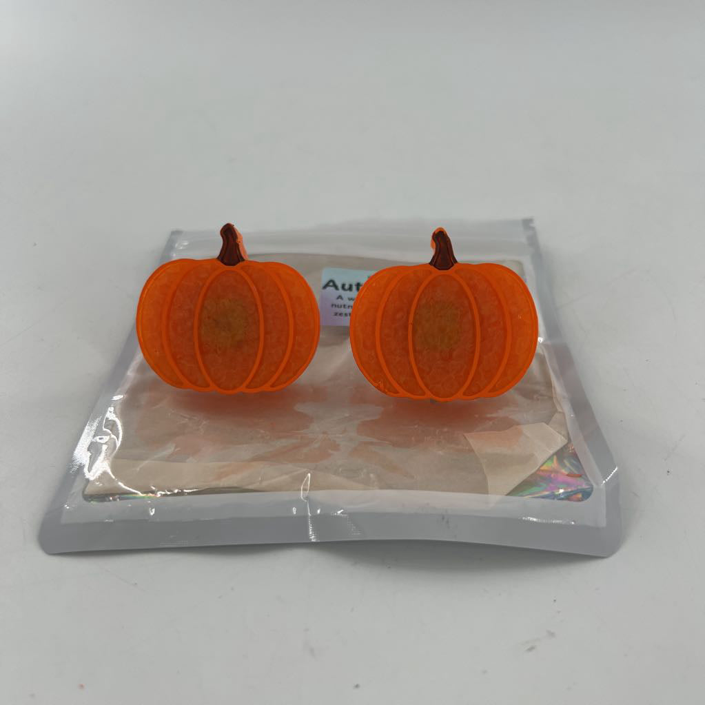 car freshie vent clip-autumn spice/pumpkins