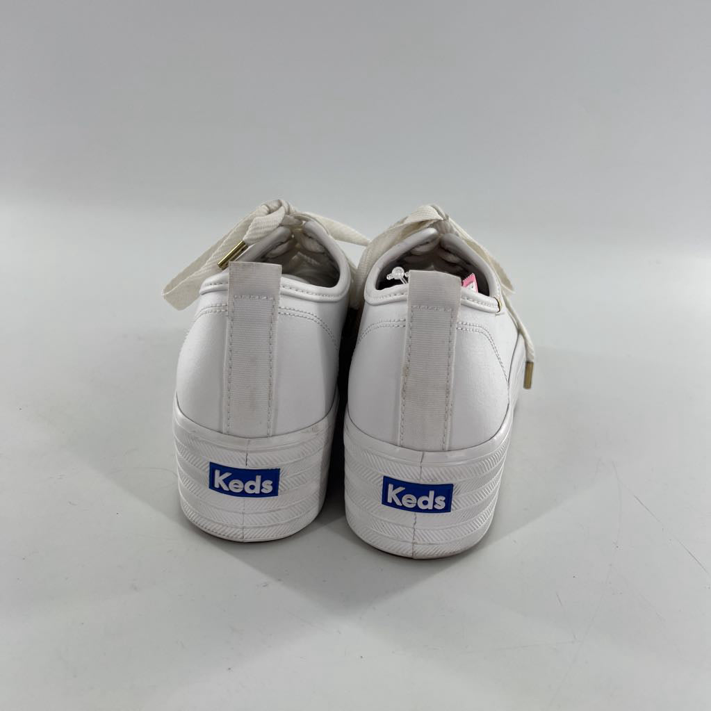 7.5 platform lace up sneakers