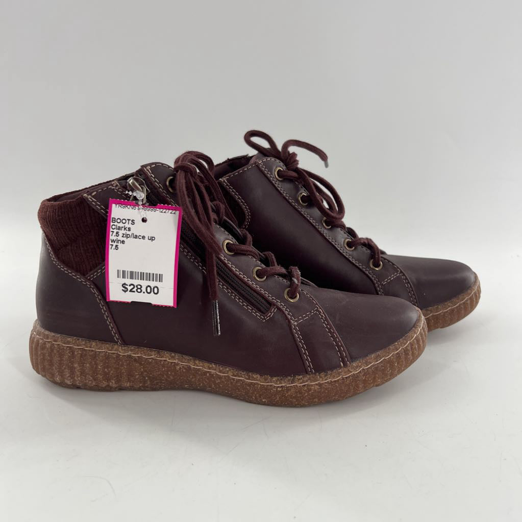 7.5 zip/lace up ankle boots
