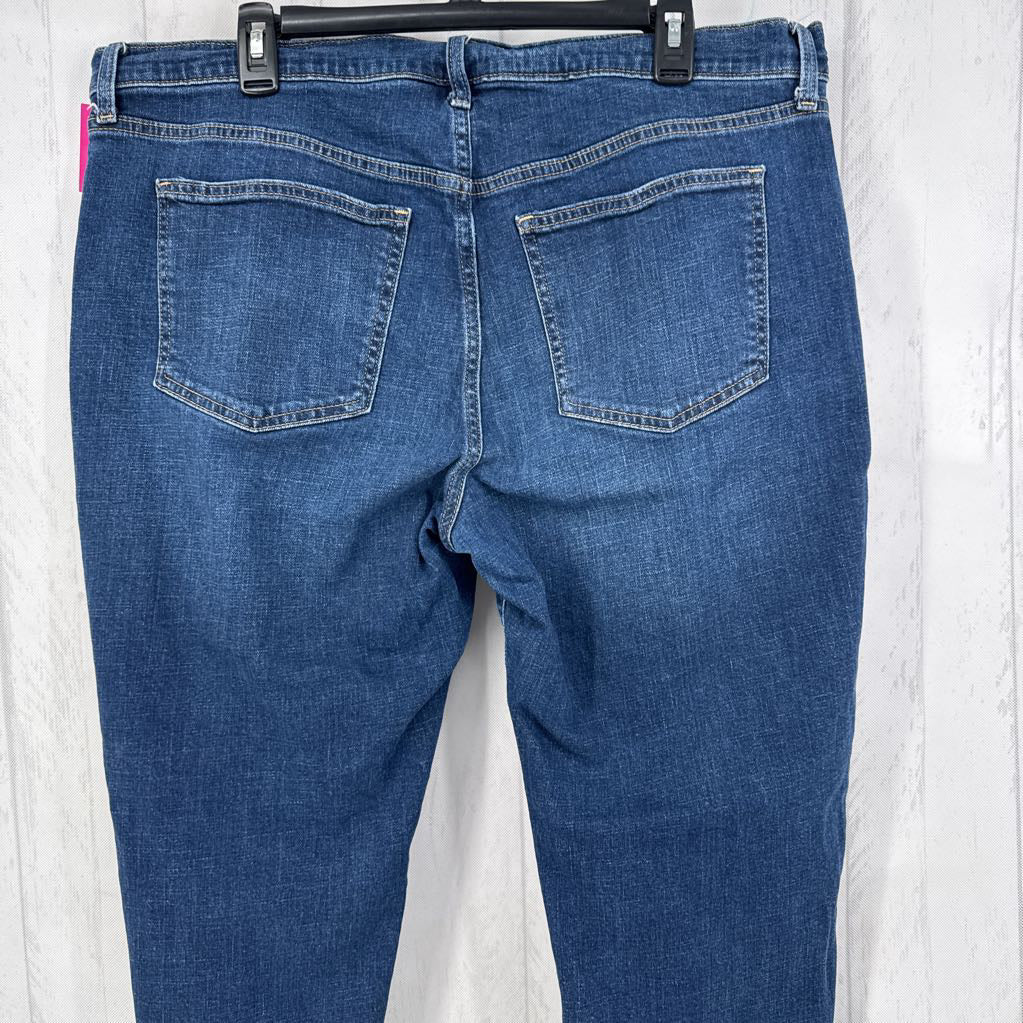 16 mid-rise girlfriend jean