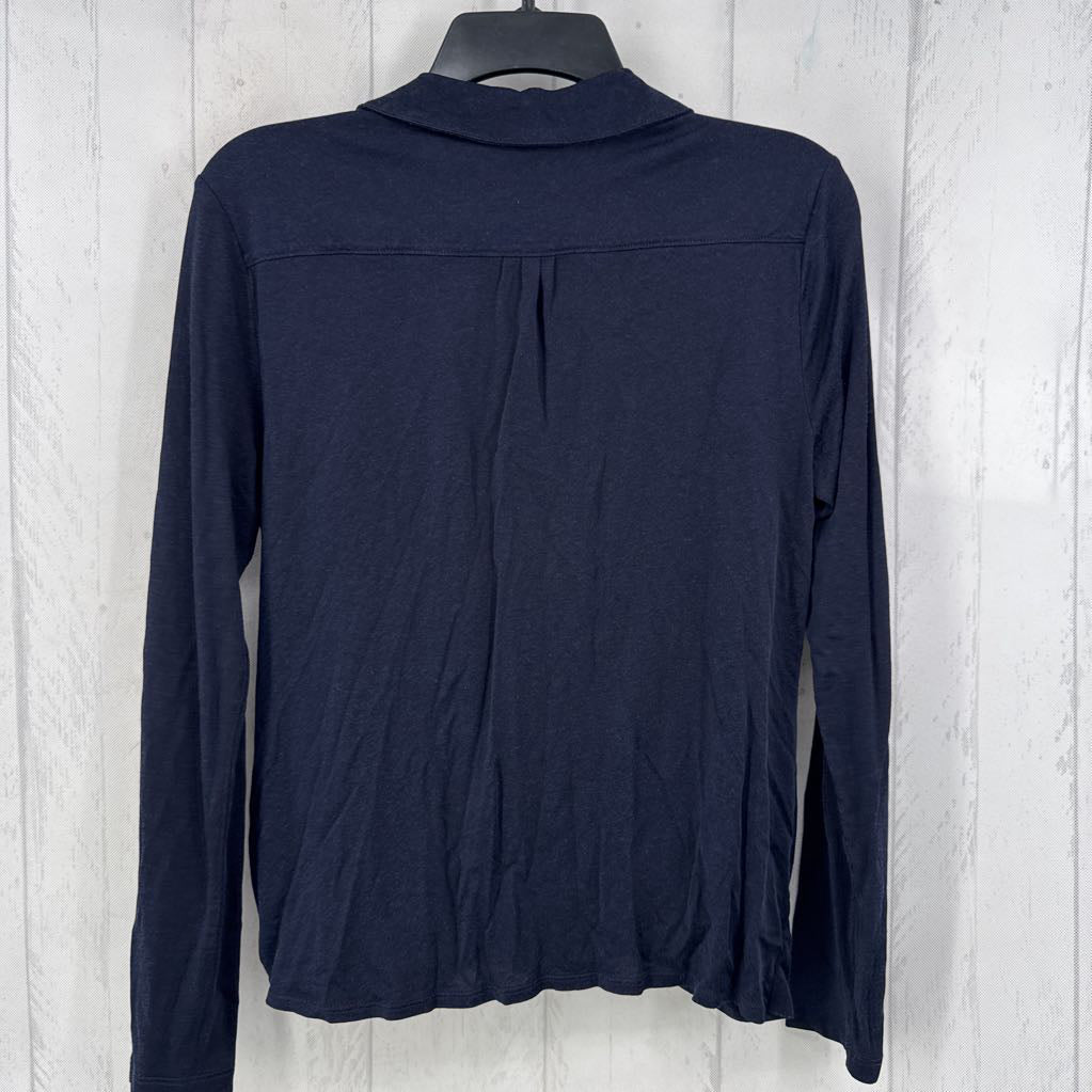 S quarter buton down crossover l/s top