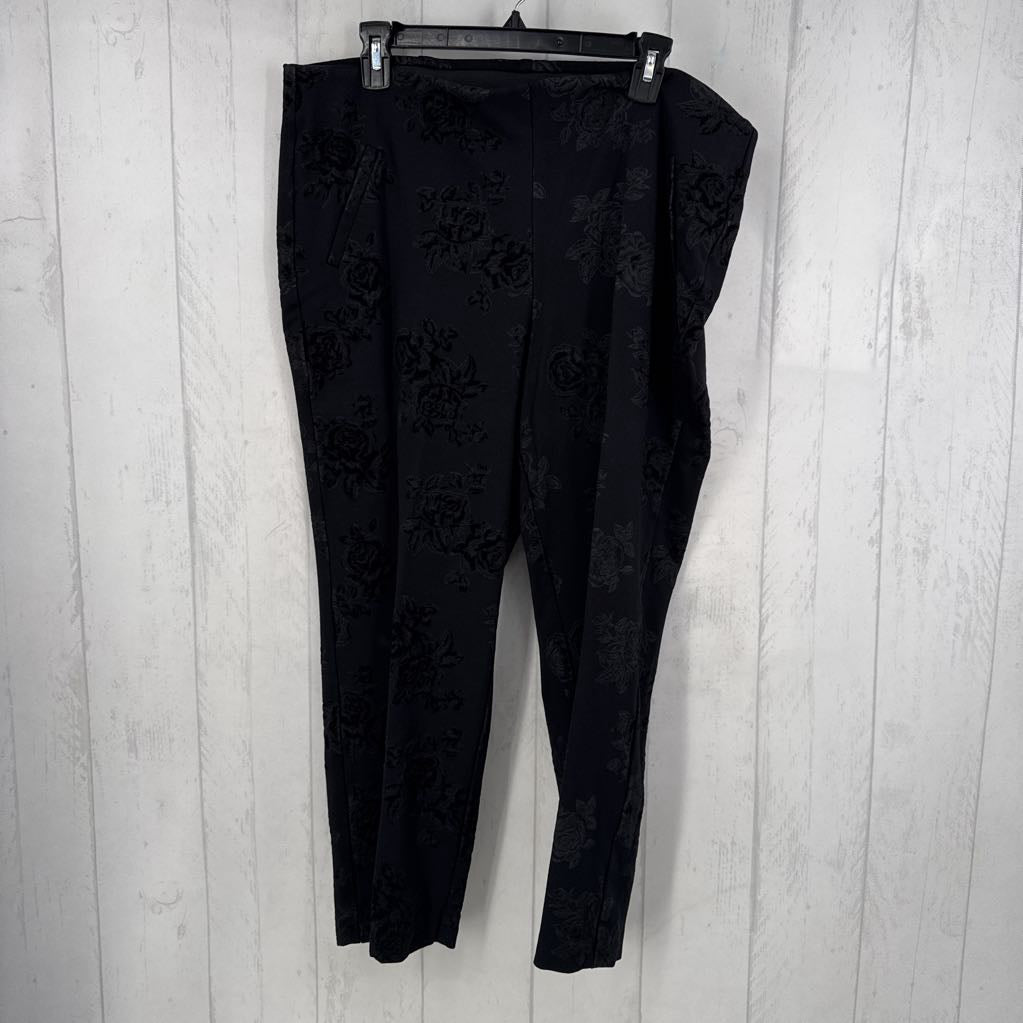 3 pull-on jacquard pants