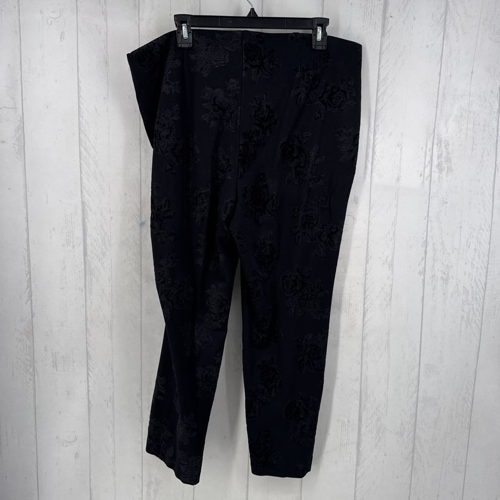 3 pull-on jacquard pants
