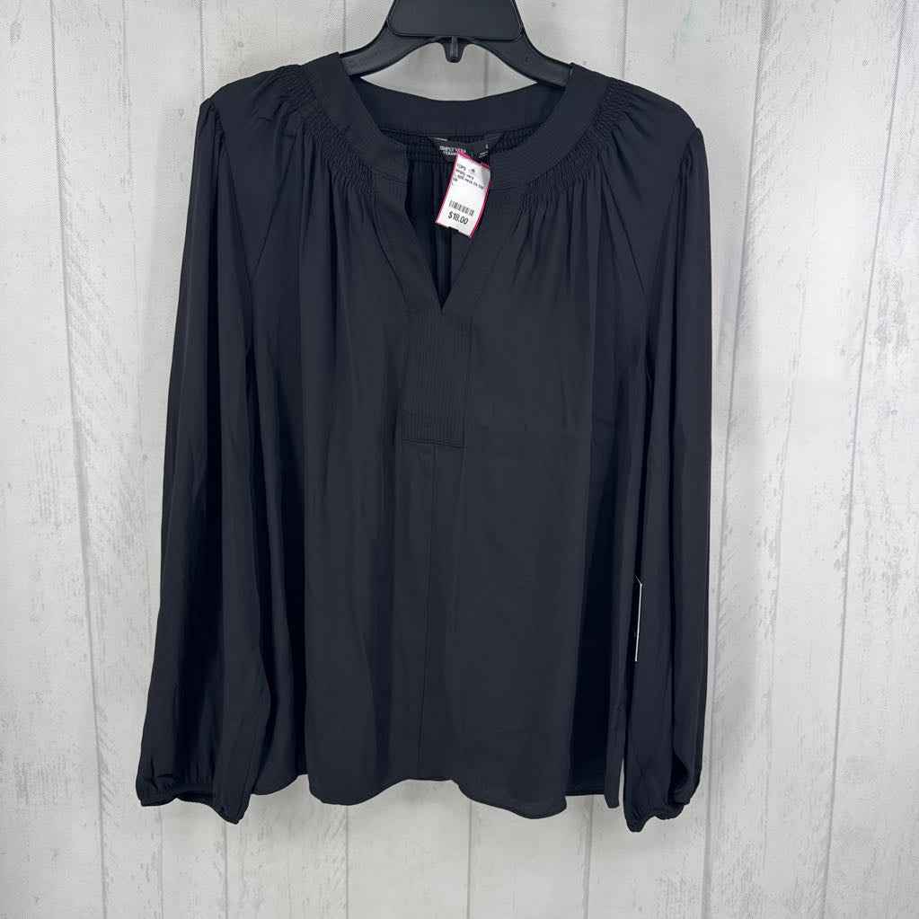 L split neck l/s top