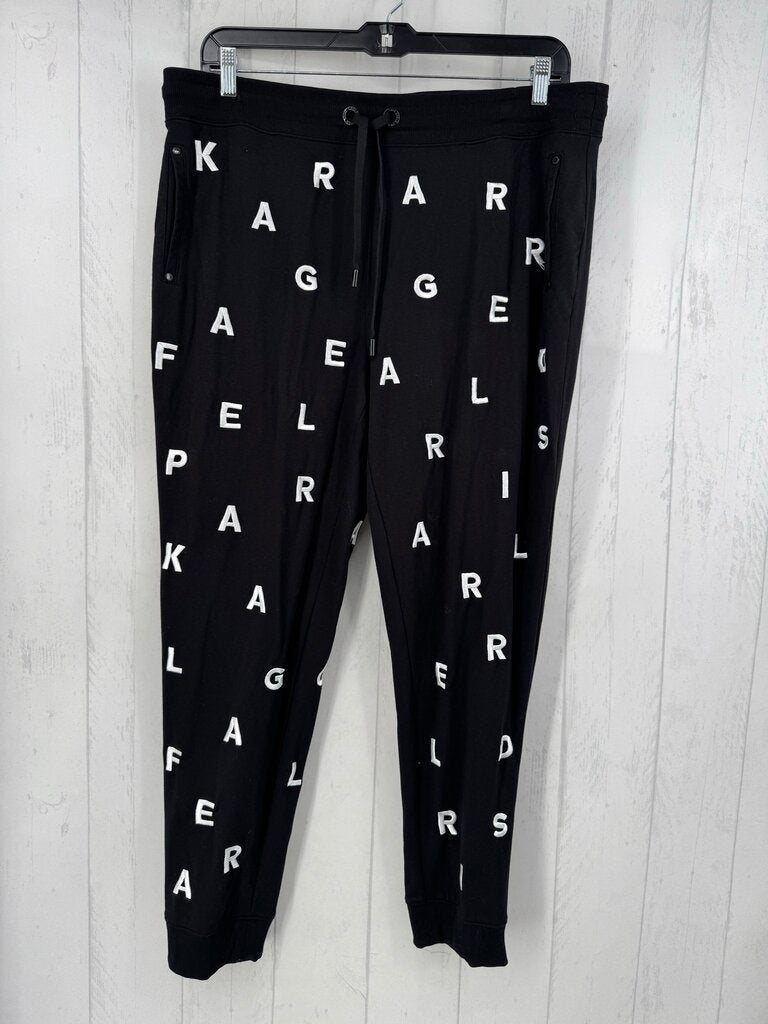 2pc XLeiffel tower sweatshirt w/ scattered letter logo pants