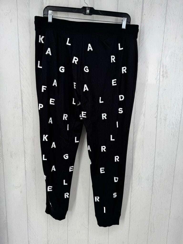 2pc XLeiffel tower sweatshirt w/ scattered letter logo pants