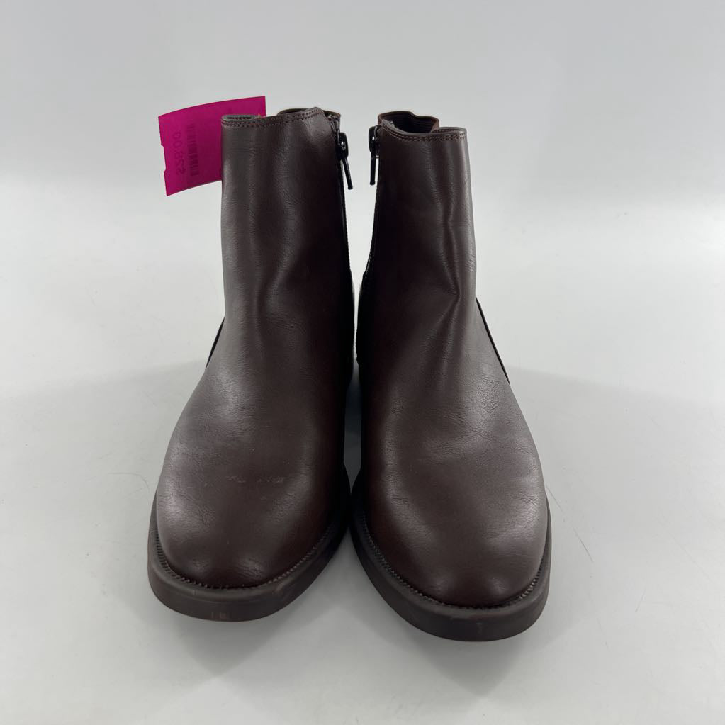 6.5 embossed ankle boot