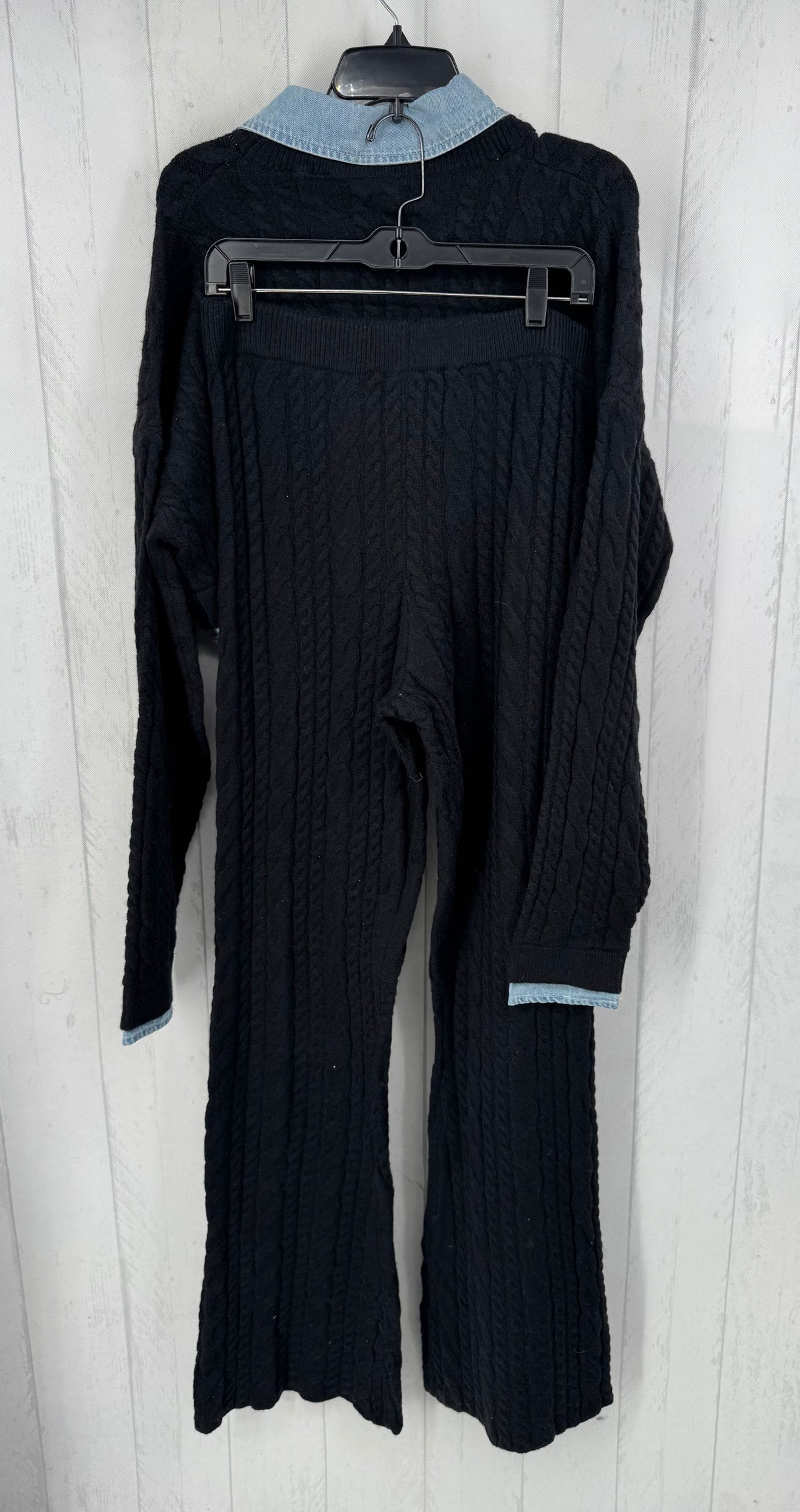 L 2pc cable knit pant set