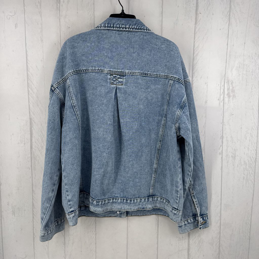 XL denim button jacket