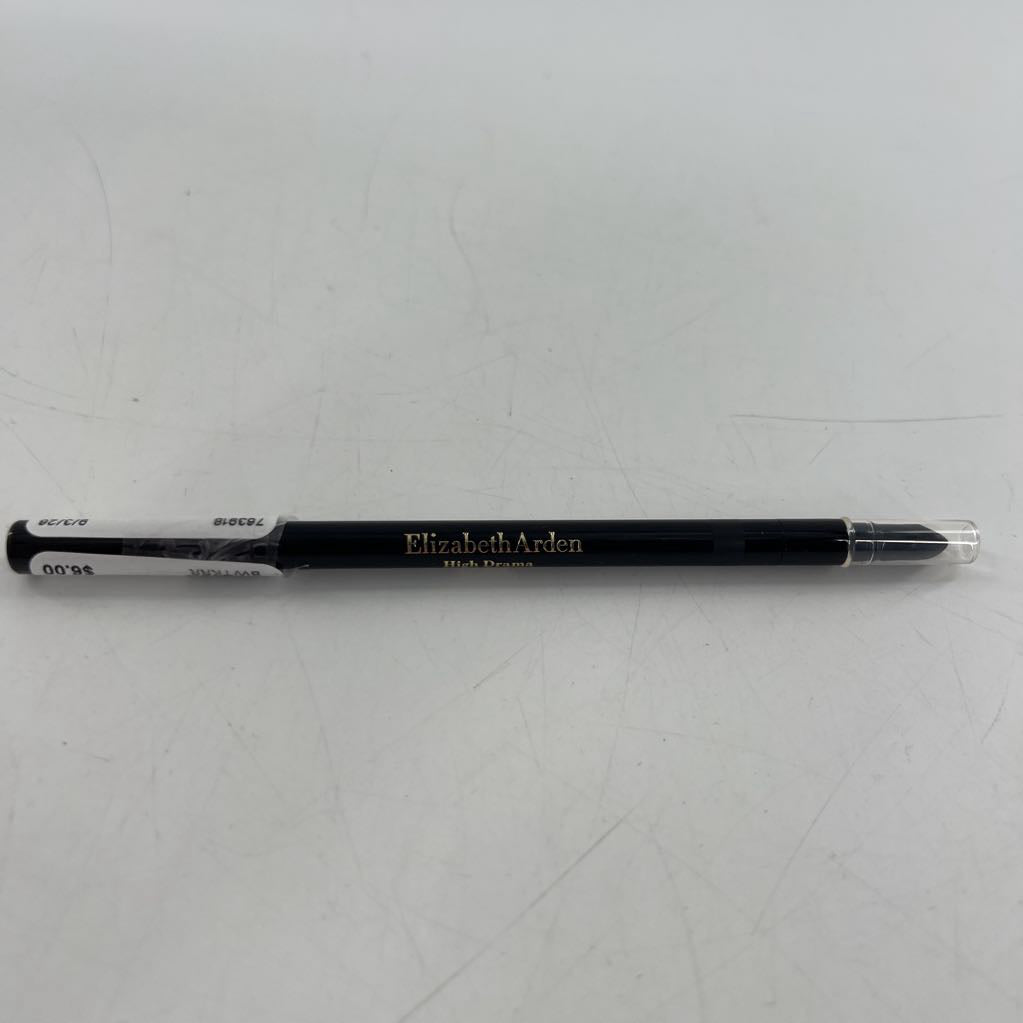 smokey black eyeliner
