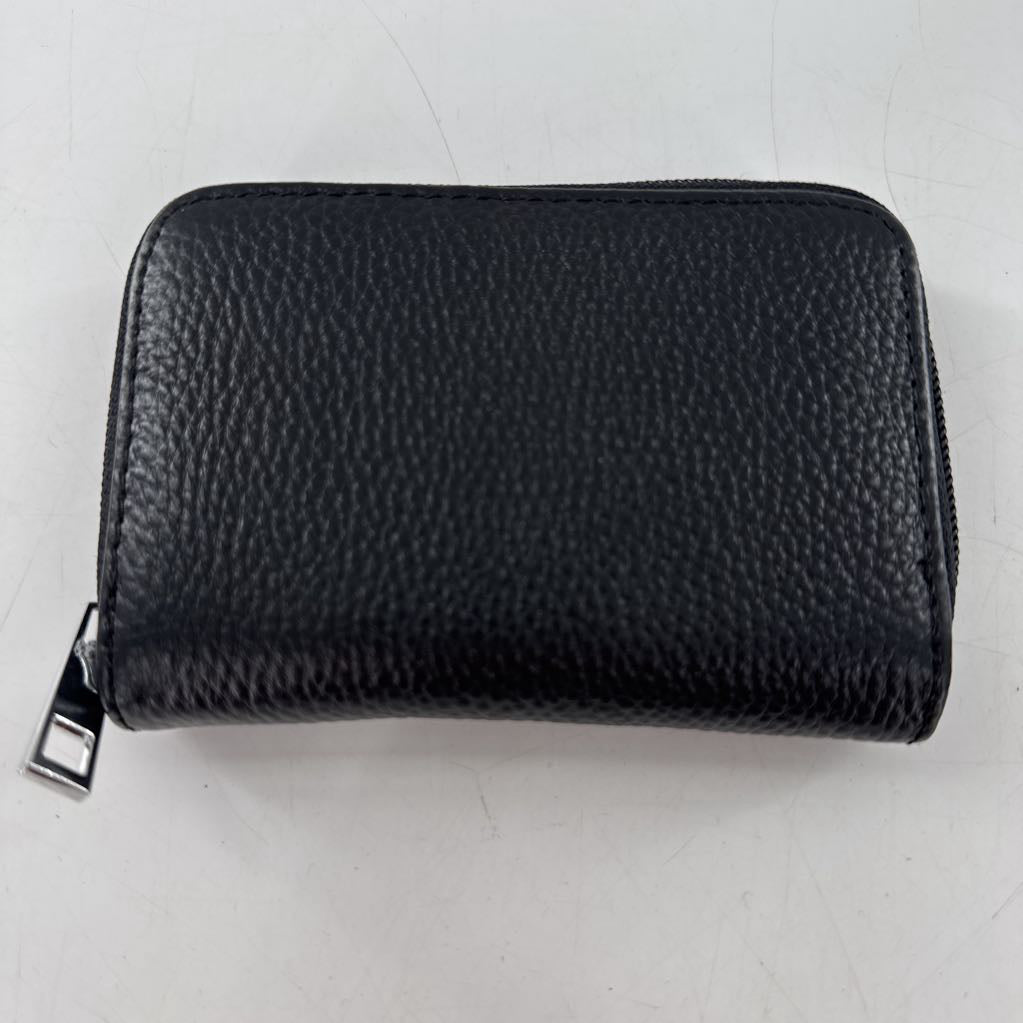pebbled leather bi-fold wallet
