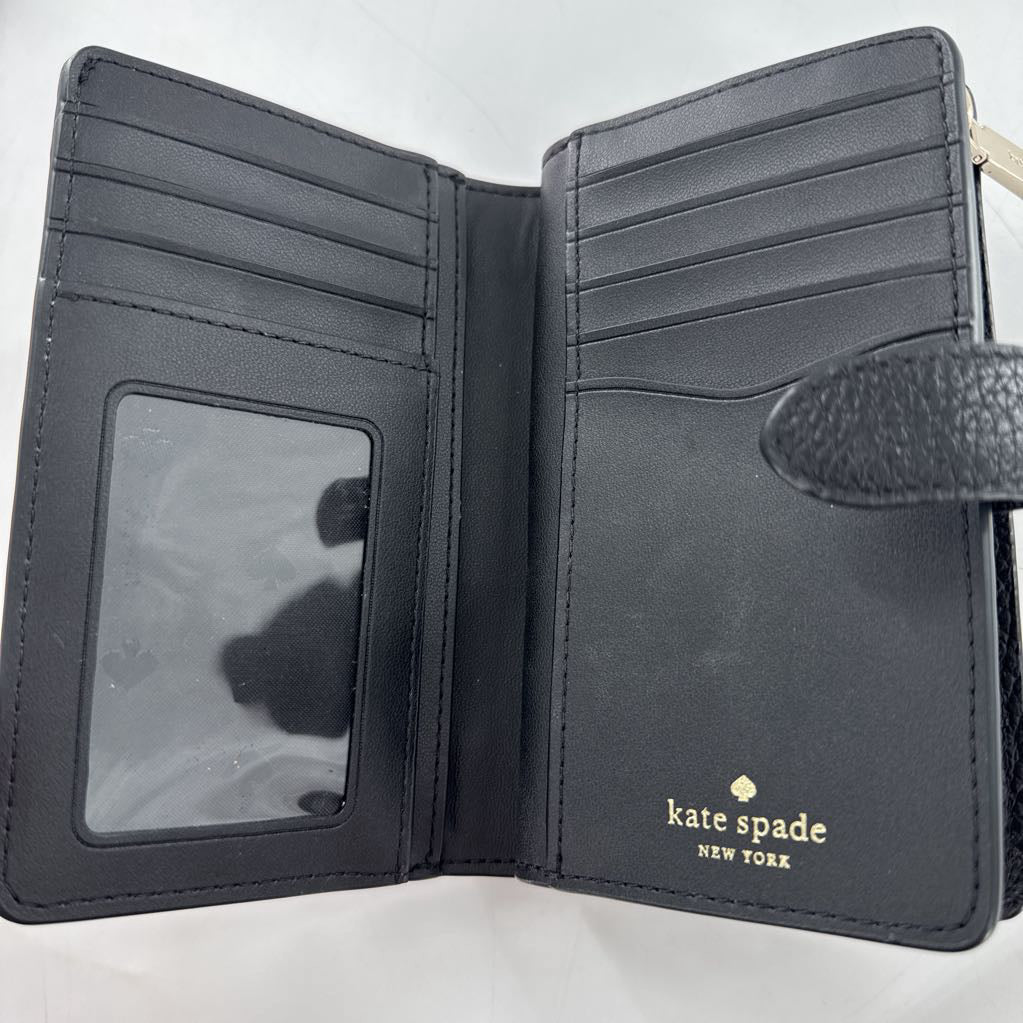 pebbled leather bi-fold wallet
