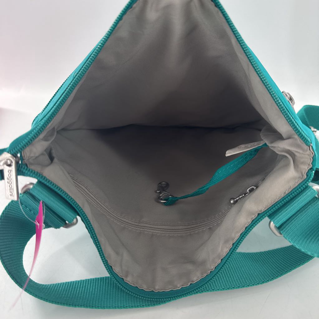 tripal zip nylon crossbody