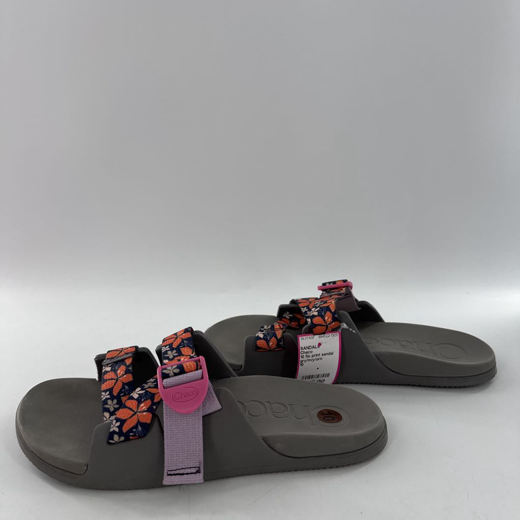 10 flo print sandal