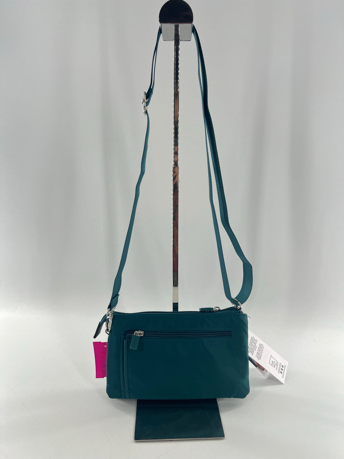 quilted diamond pattern triple entry crossbody
