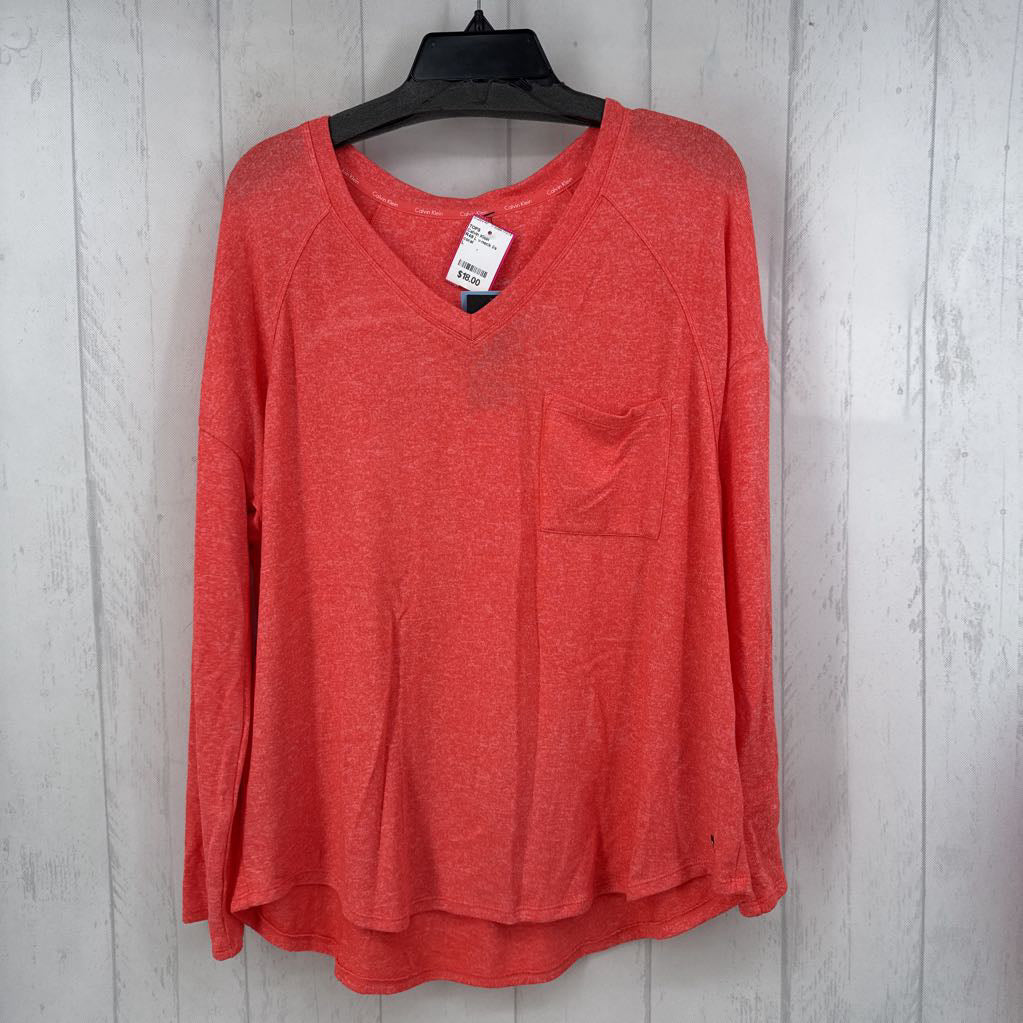 R49 L v-neck l/s tee
