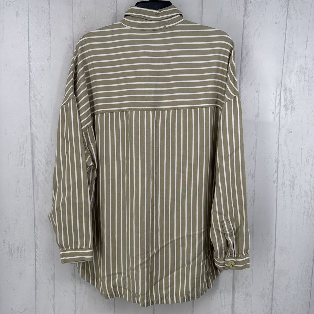 R50 M striped button down l/s top