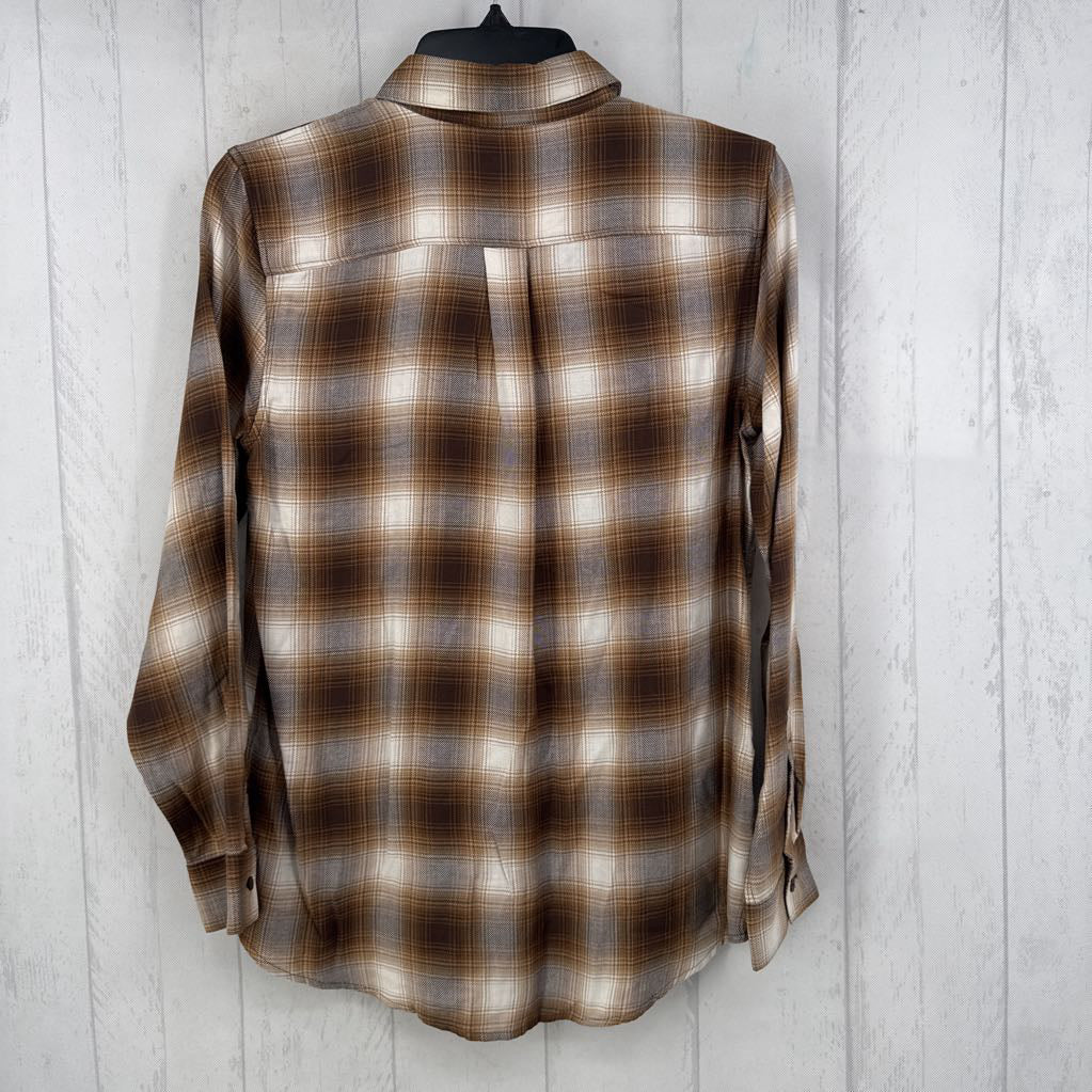 R65 S plaid button down l/s top