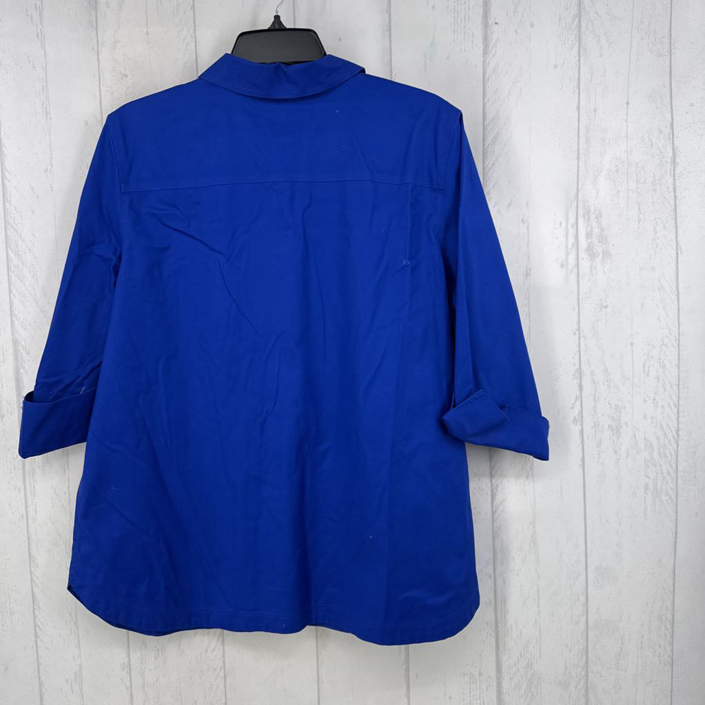 R75 L button down 3/4 slv top