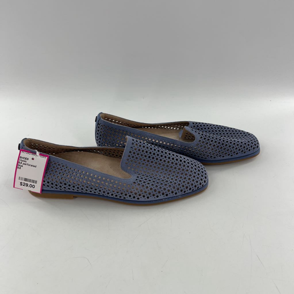9.5 perforated slipon flats