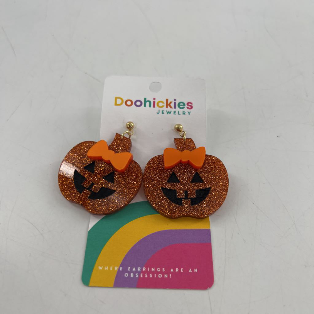 glitter pumpkin dangle earrings-orange bow