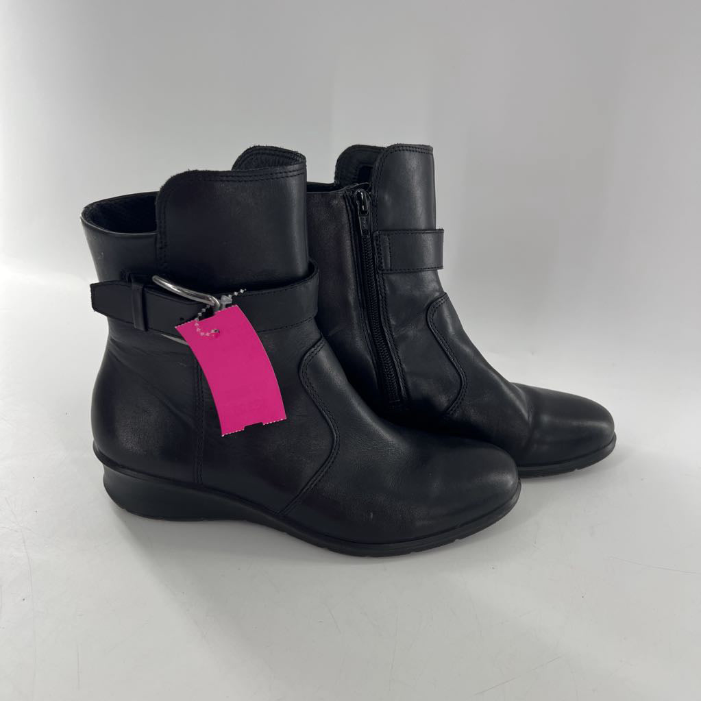 7/7.5 side zip buckle strap ankle boots