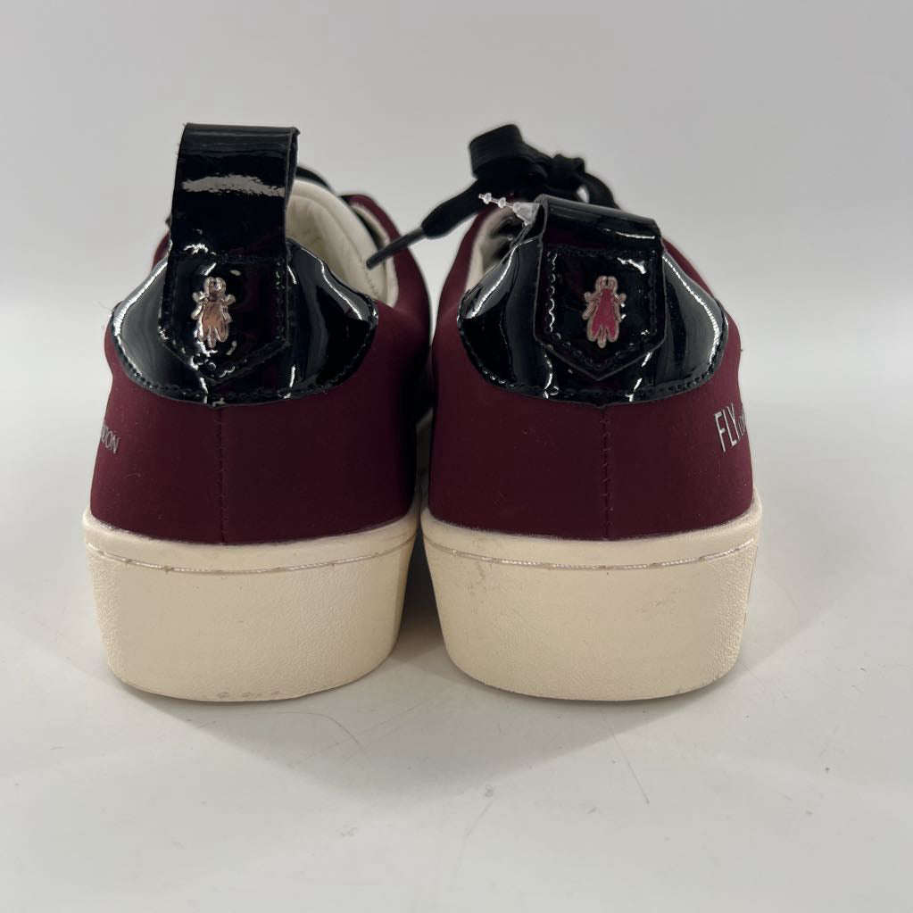 8 leather lace up sneakers