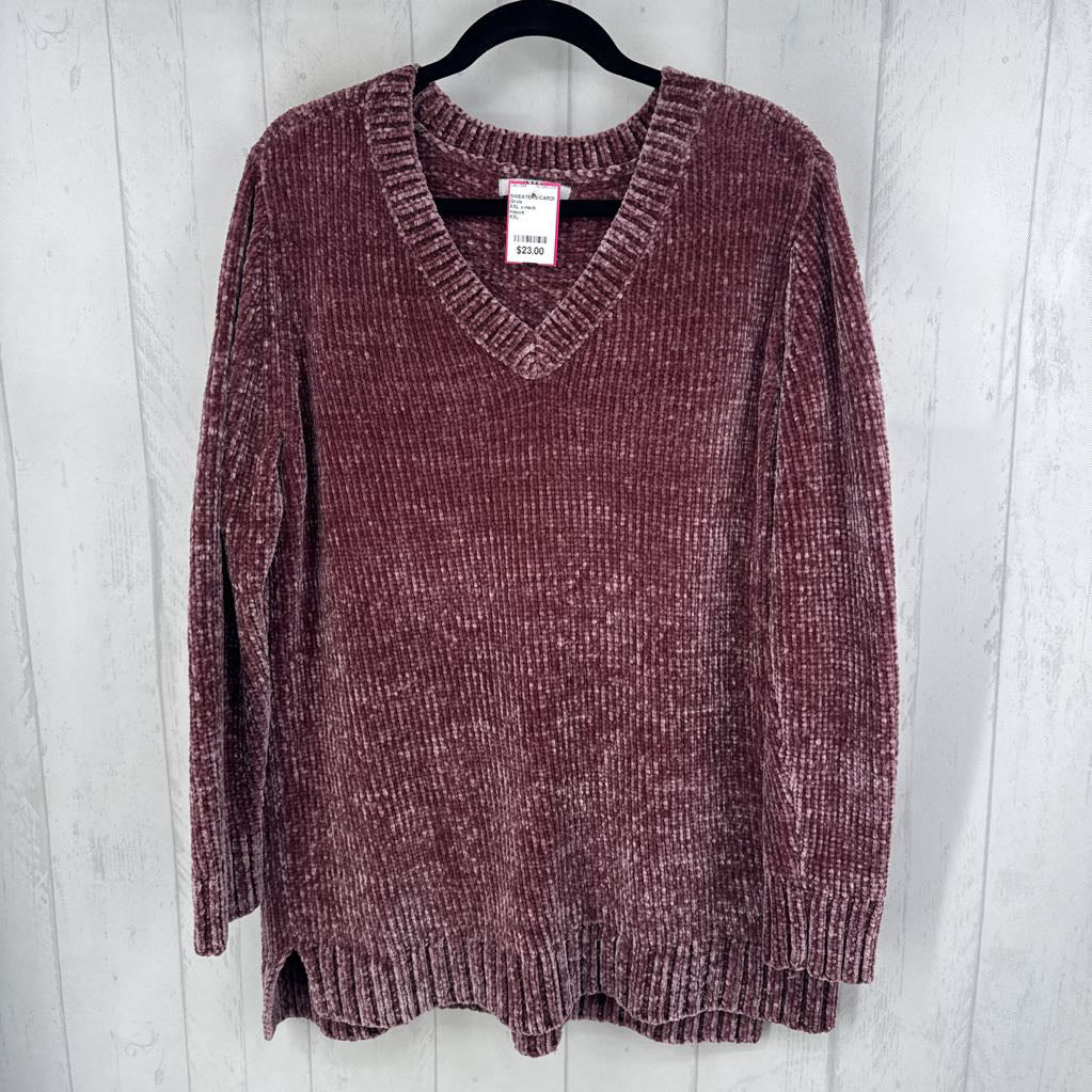 XXL v-neck sweater