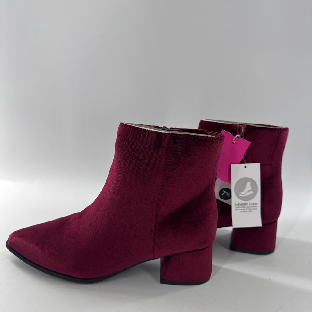 7.5 velvet ankle boot