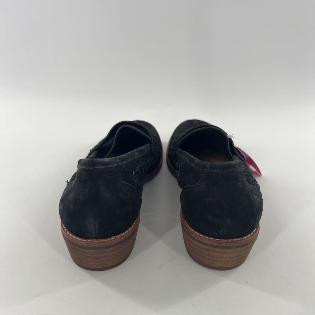 6 woven suede loafer