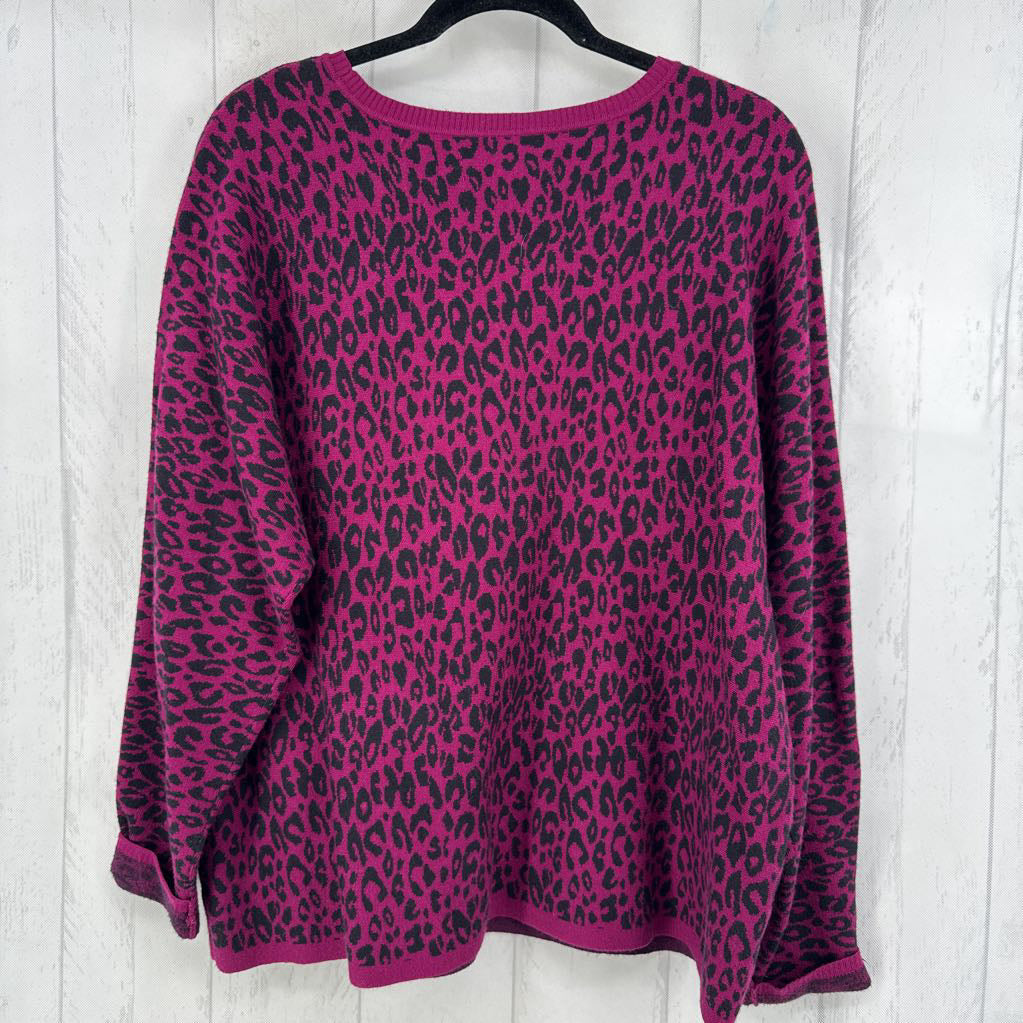 XXL animal print sweater