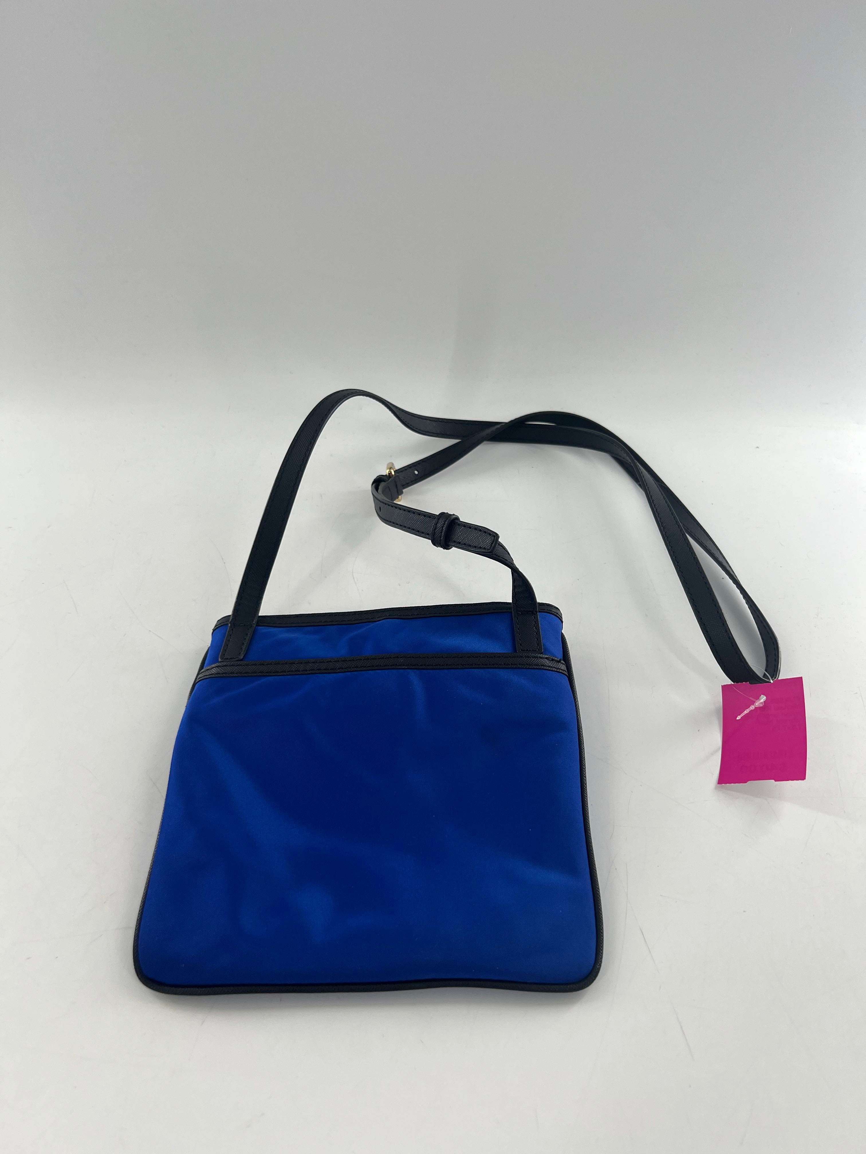 nylon large pocket crossbody