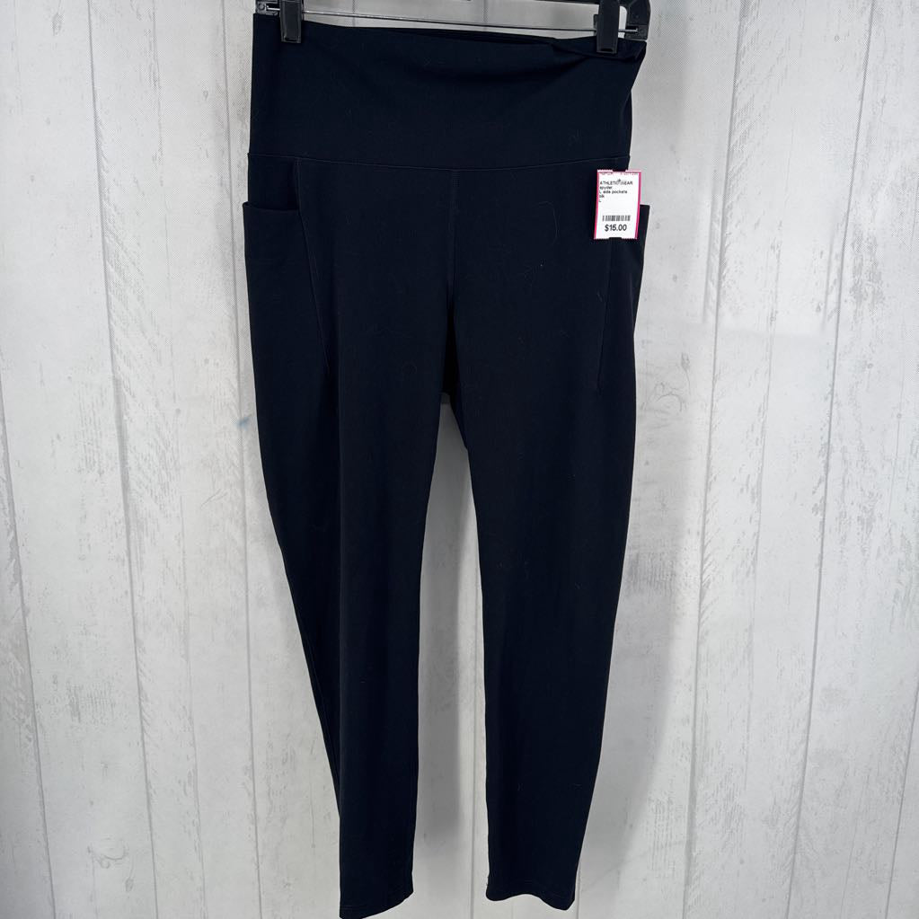 L side pockets leggings