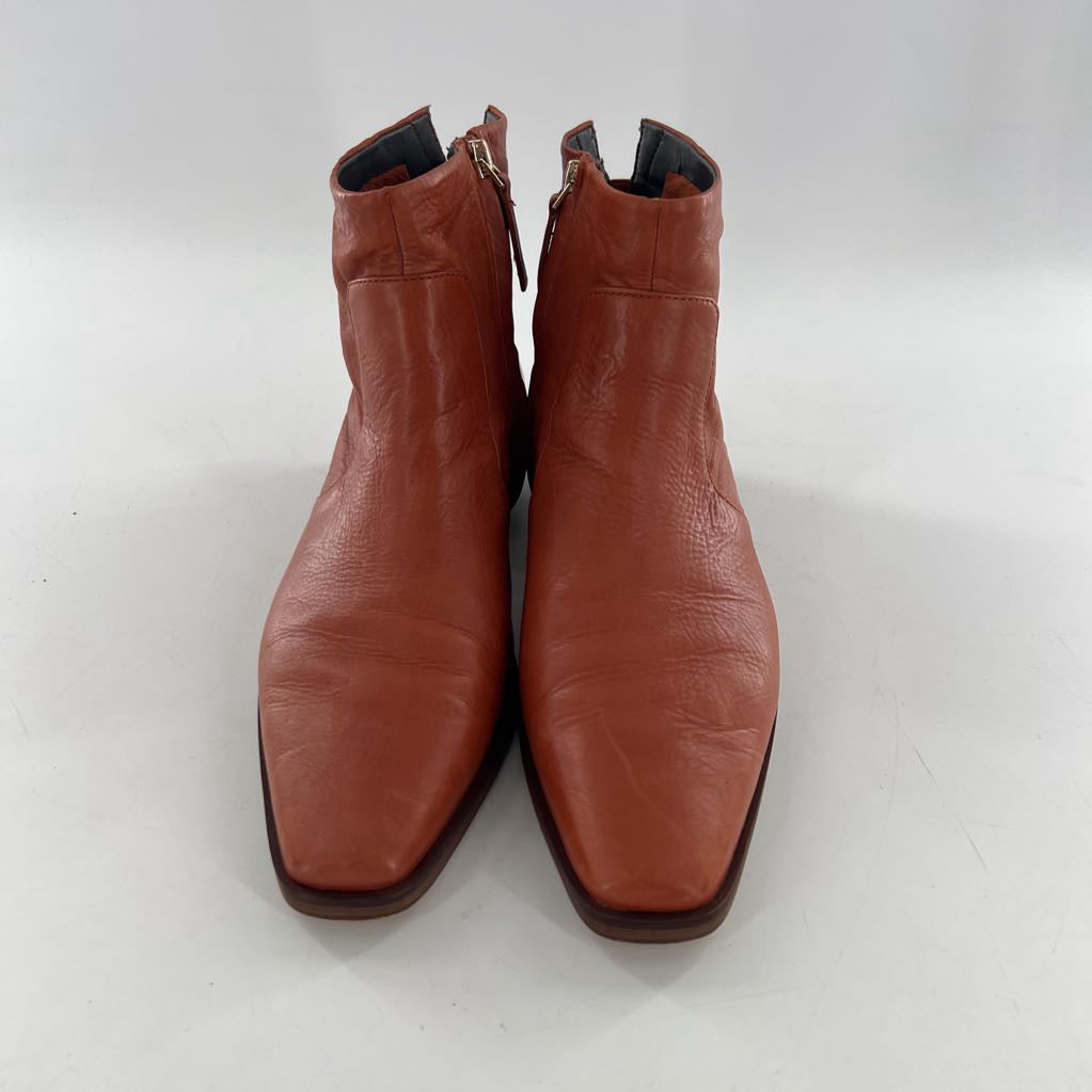 9 side zip leather ankle boots