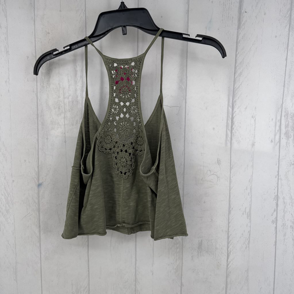 S crochet back detail crop pocket tank