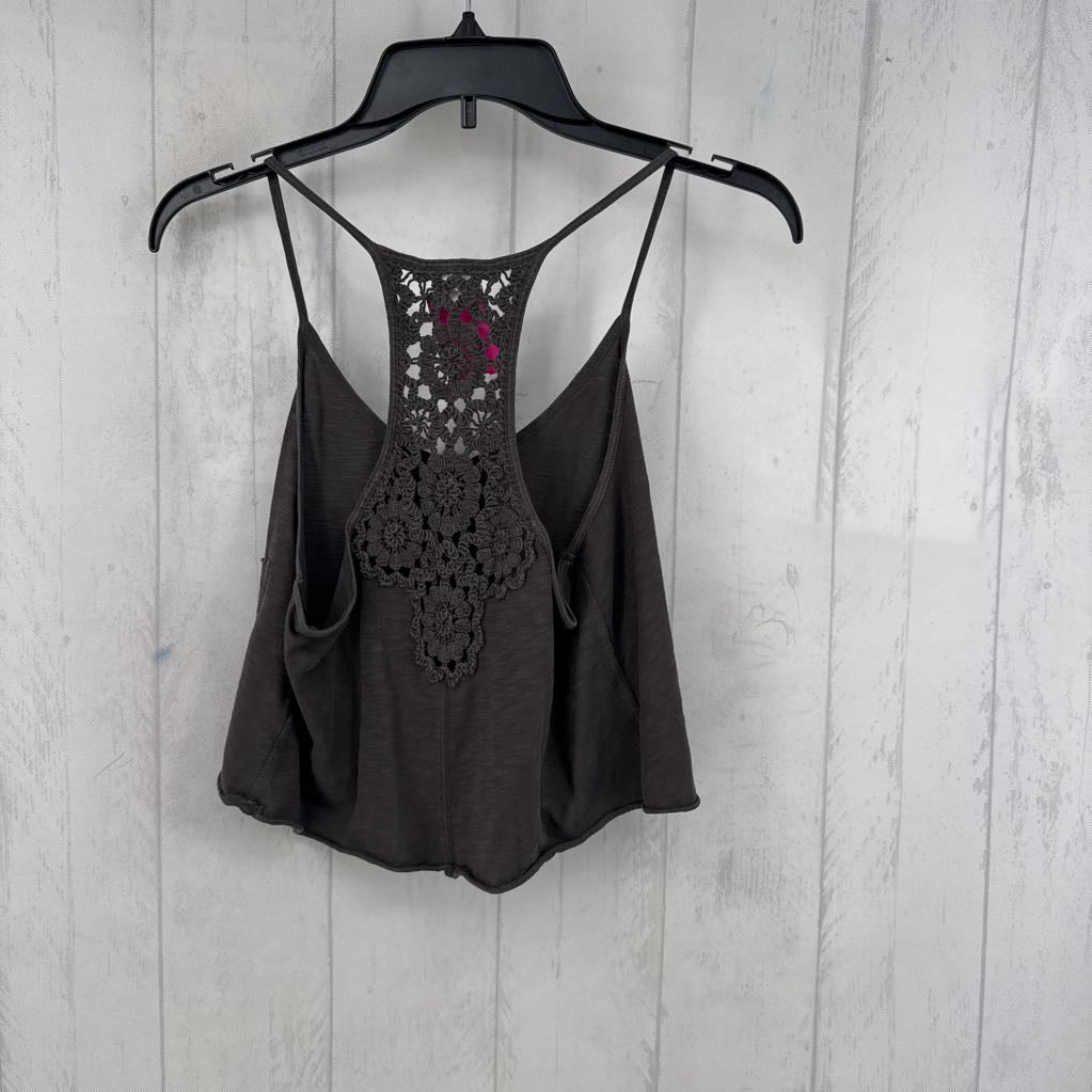 S crochet back detail crop pocket tank