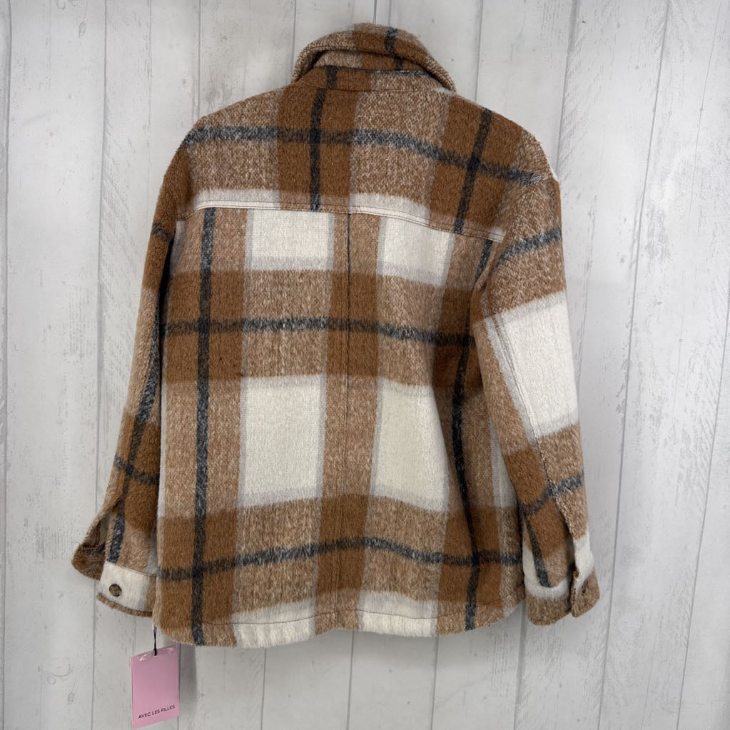 M plaid texture button up shacket w/ dual chest flap pockets