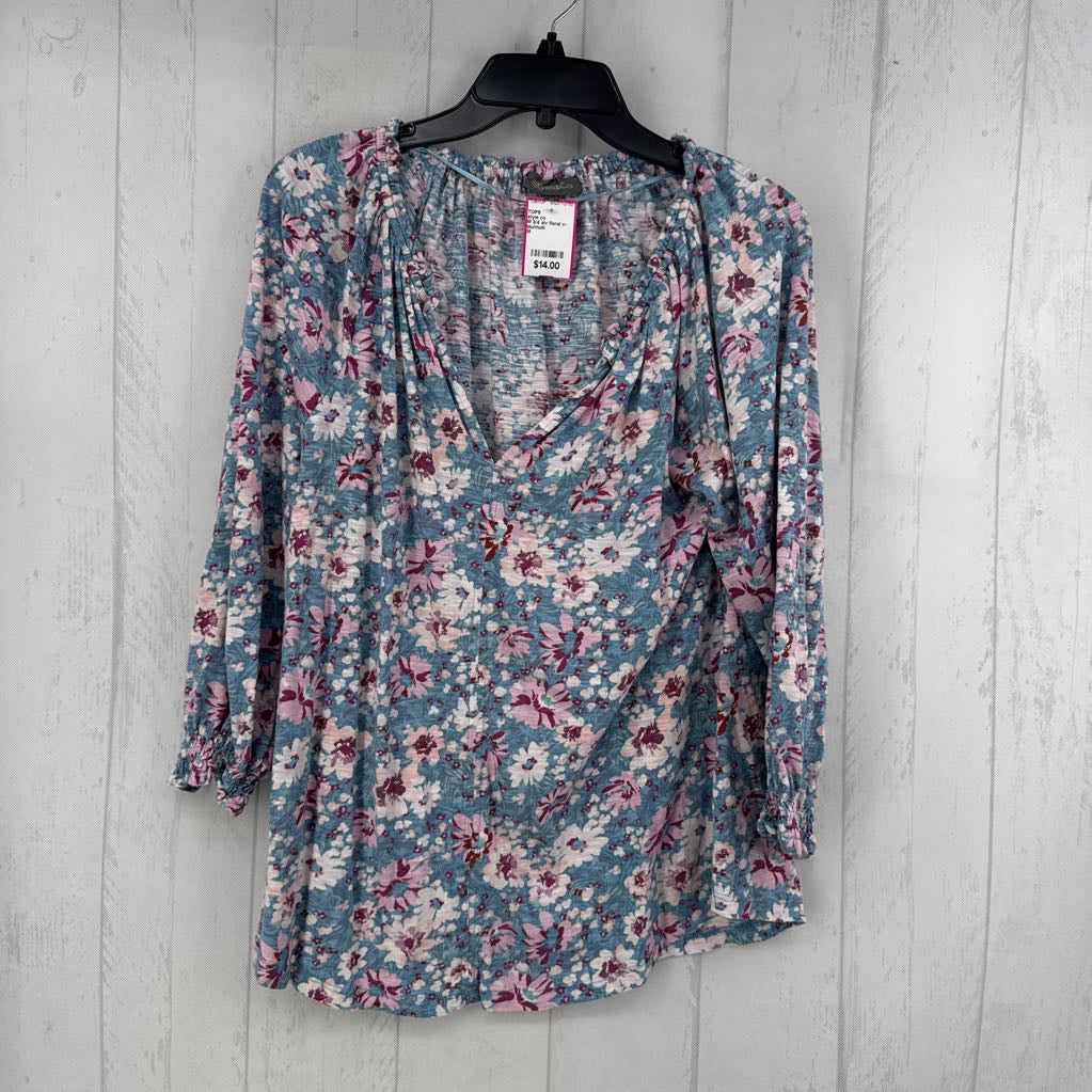 M 3/4 slv floral v-neck top