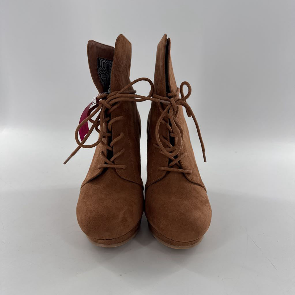 8.5 wedge lace up ankle boots